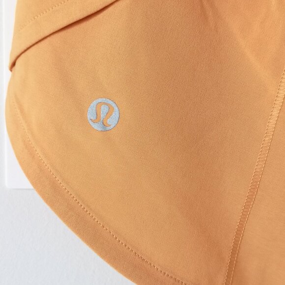 NWT LULULEMON MNOR Orange Lightweight Speed Up Low Rise 2.5" Lined Shorts 8 - Picture 7 of 9